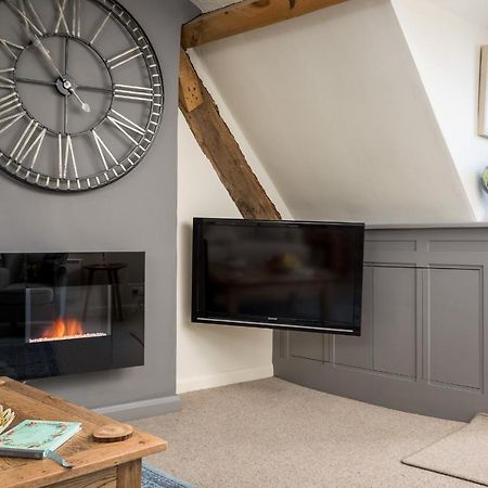 The Loft: Unique, Romantic, Grade II Listed, Dog Friendly Stow-on-the-Wold Bagian luar foto